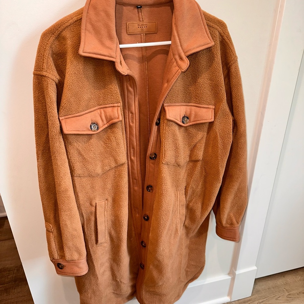 EUC BlankNYC Women's Tan Fleece Shacket Long Length
